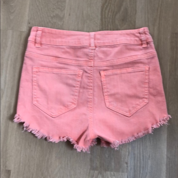 ‼️3/$20 or 4/$25‼️ Celebrity pink jeans size 4 - Picture 2 of 4